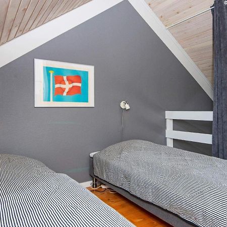 6 Person Holiday Home In Fan Фанё Экстерьер фото